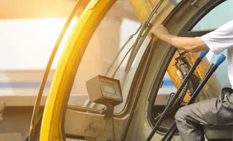 Noleggio Autoscale per Ritiro Rifiuti Dello